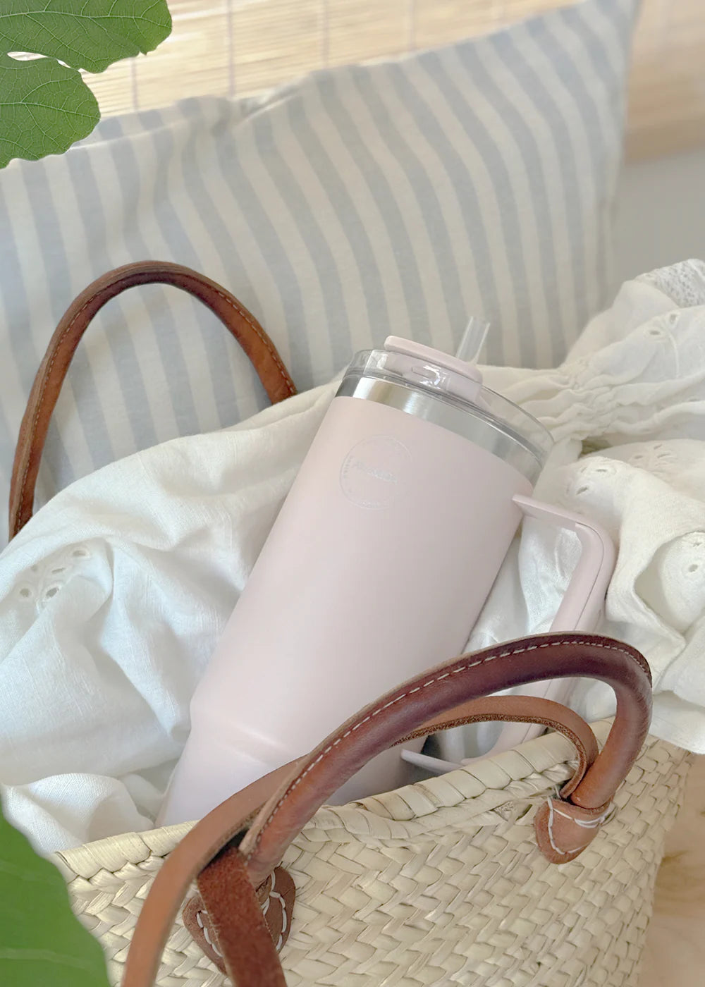 AYA and IDA - thermocup with straw - 885ml