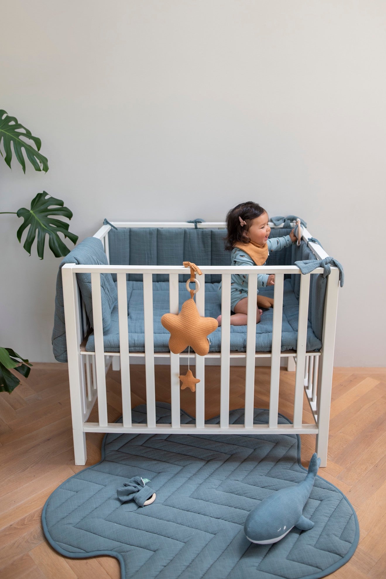 Trixie - muziekmobiel ster cocoon caramel