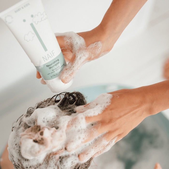 NAÏF - voedende shampoo voor baby’s en kids 200ml